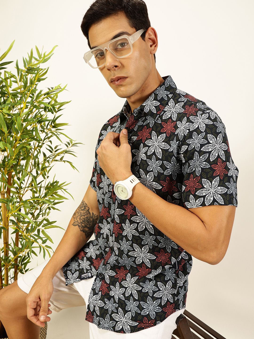 

Provogue Men Premium Slim Fit Floral Opaque Printed Casual Shirt, Black