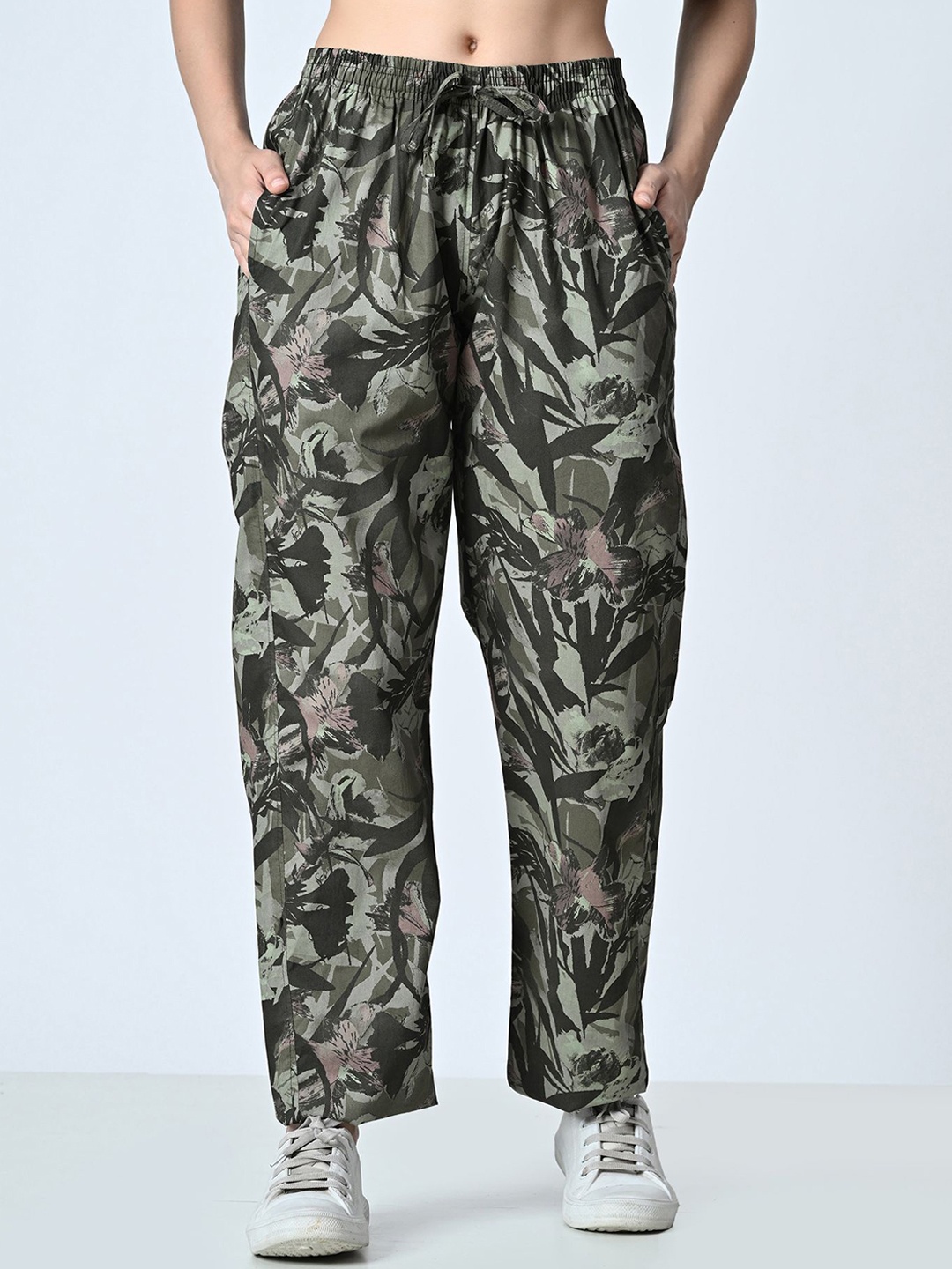 

BAESD Women Printed Pure Cotton Trousers, Grey