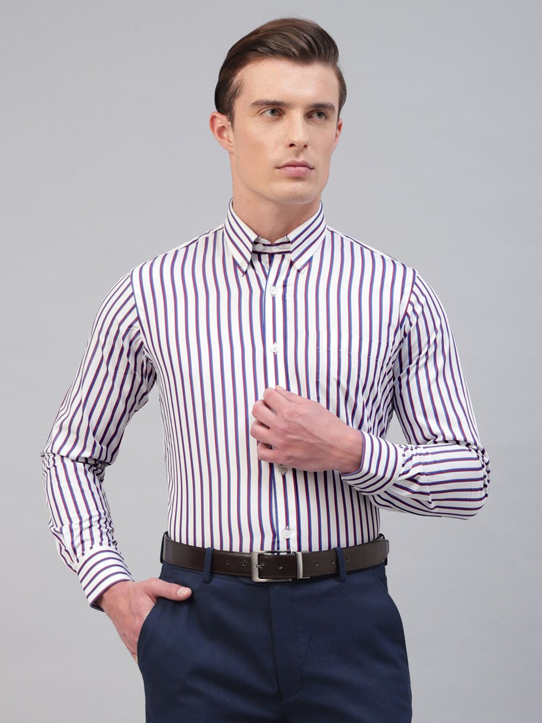 

Givo Men Opaque Striped Formal Shirt, Blue