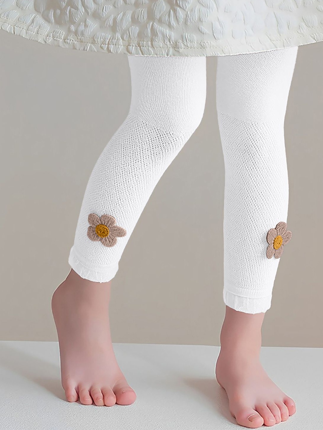 

SYGA Girls Flower Design Cotton Ankle-Length Leggings, White