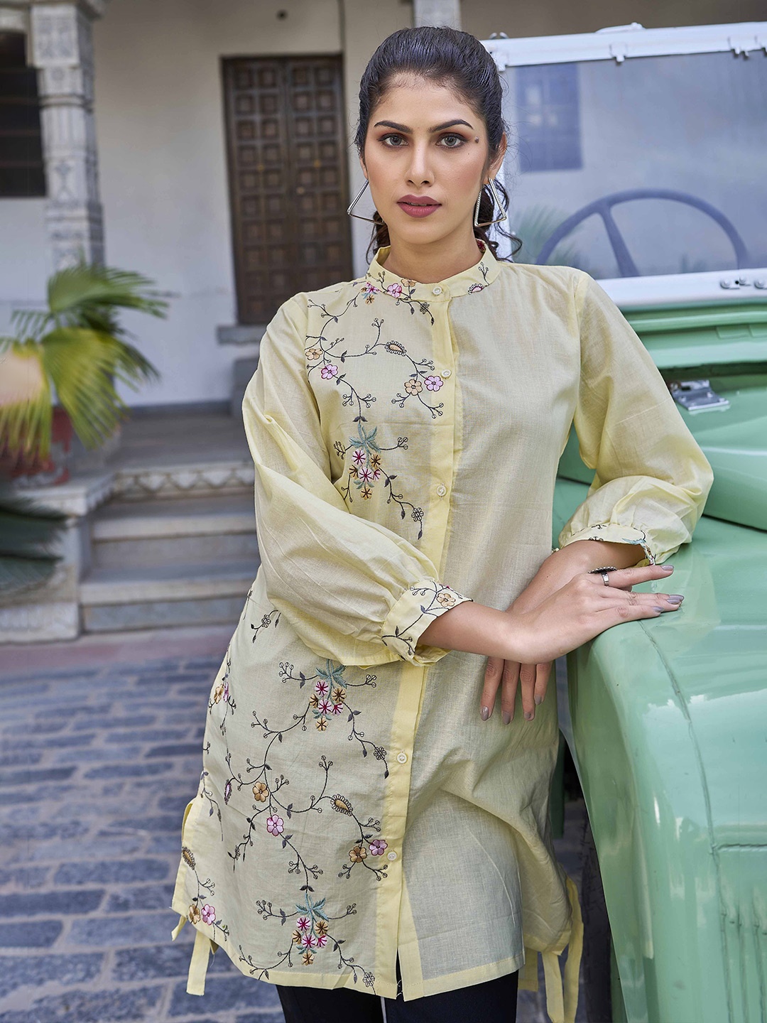 

PEACH PIPER Cotton Floral Print Puff Sleeves Mandarin Collar Shirt Dress, Yellow