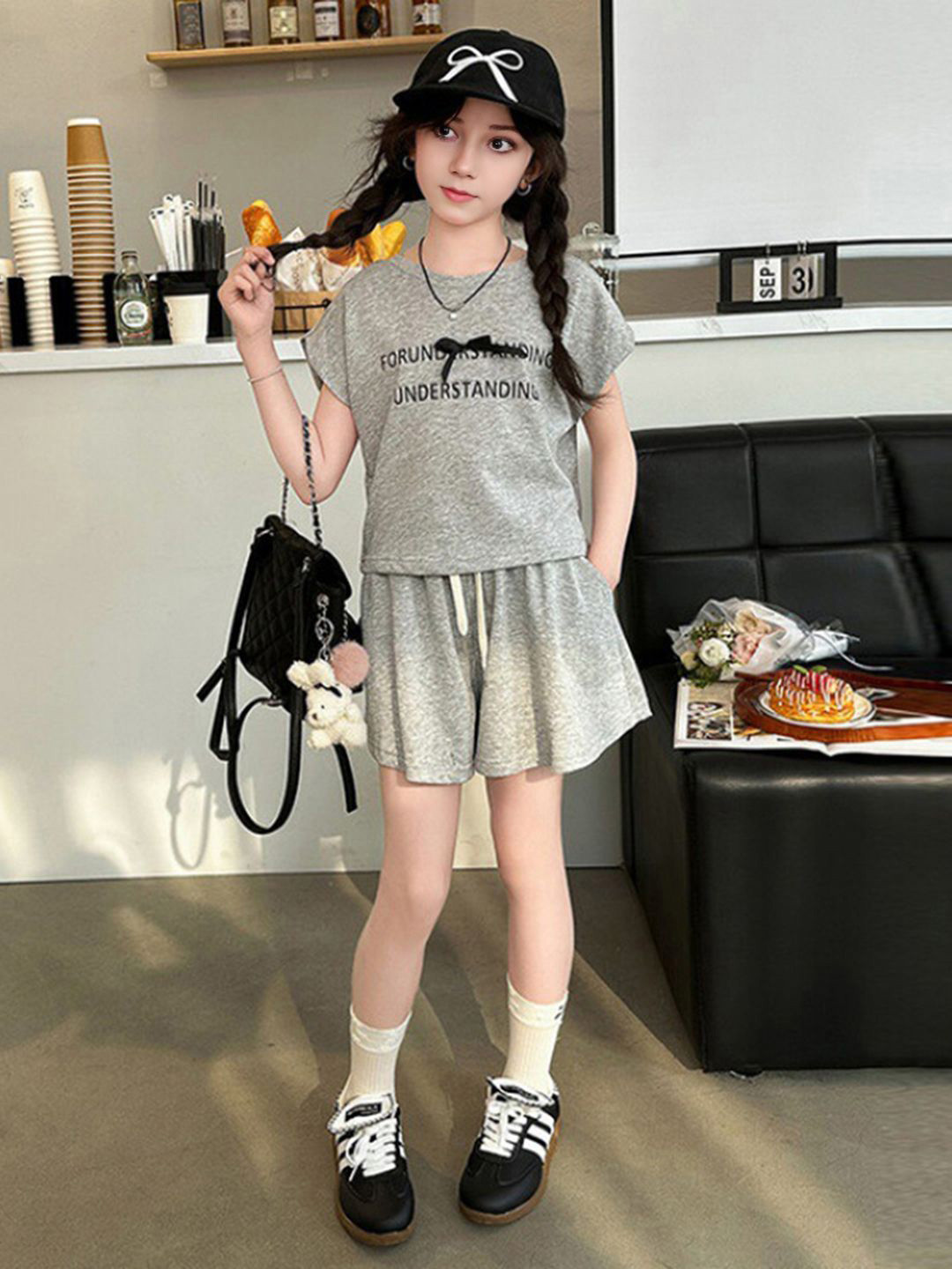 

INCLUD Girls Printed T-shirt with Shorts, Grey
