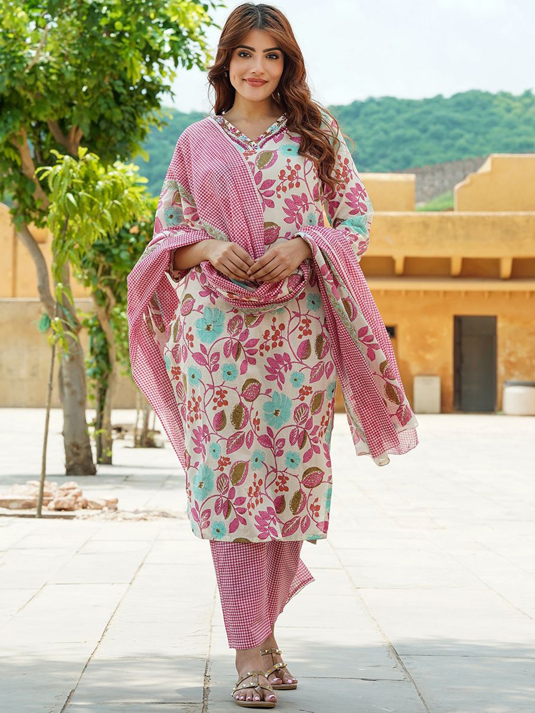 

KALINI Floral Printed Pure Cotton Kurta with Trousers & Dupatta, Pink