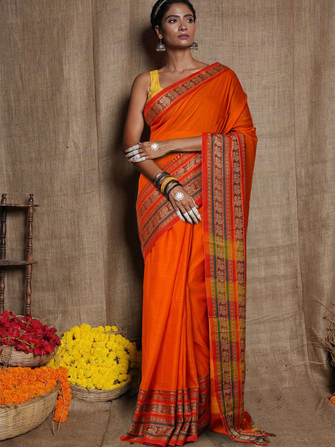 

Unnati Silks Zari Pure Cotton Handloom Narayan Peth Saree, Orange