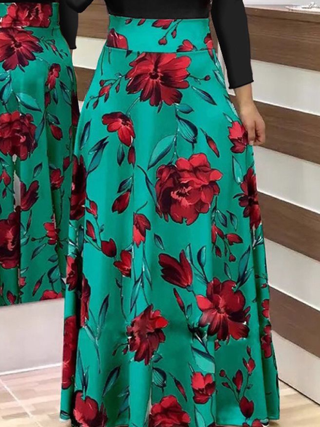 

StyleCast Floral Printed Flared Maxi Skirt, Green