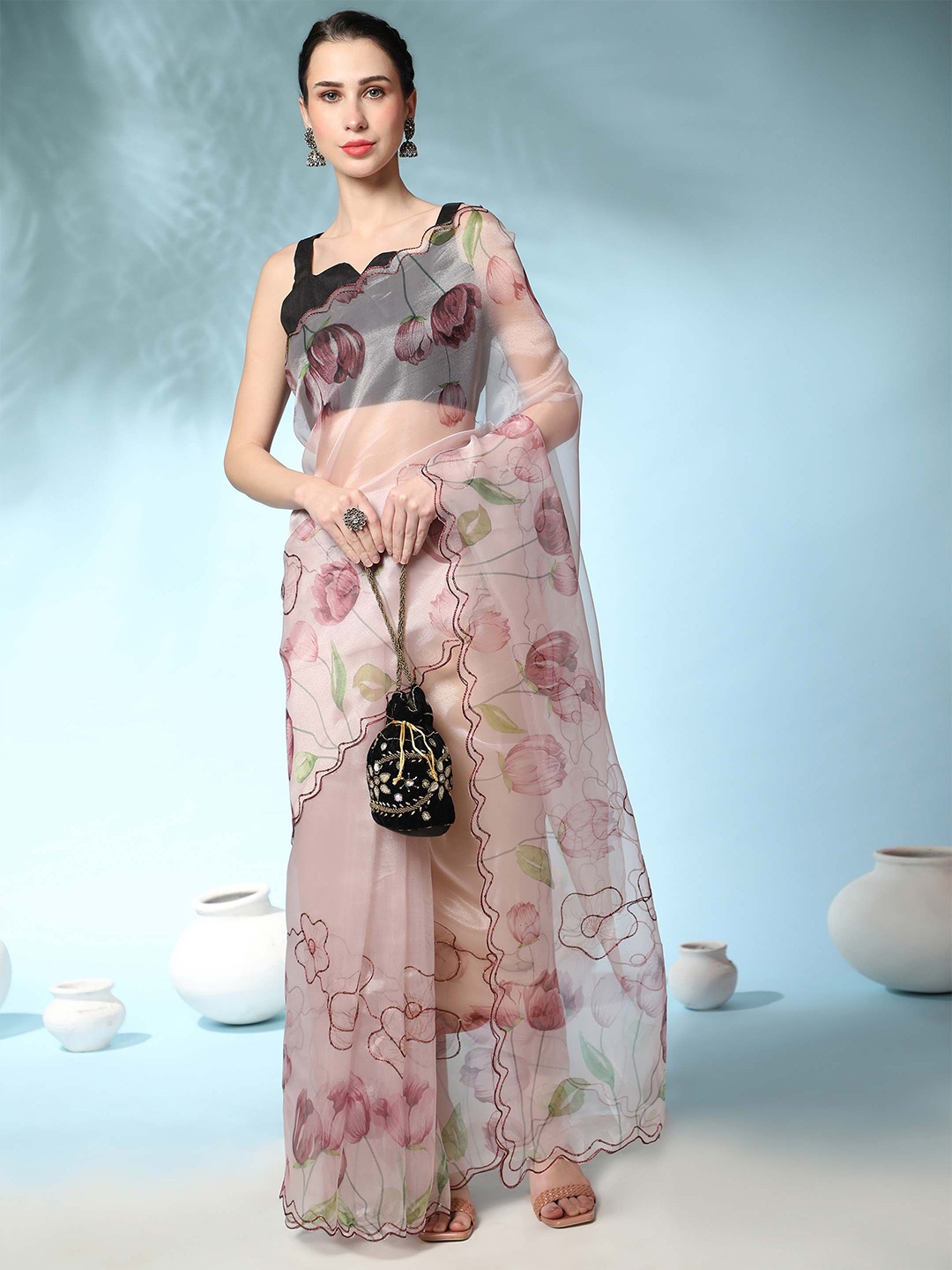 

Vastrasky Global Floral Sequinned Organza Metallic Color Saree