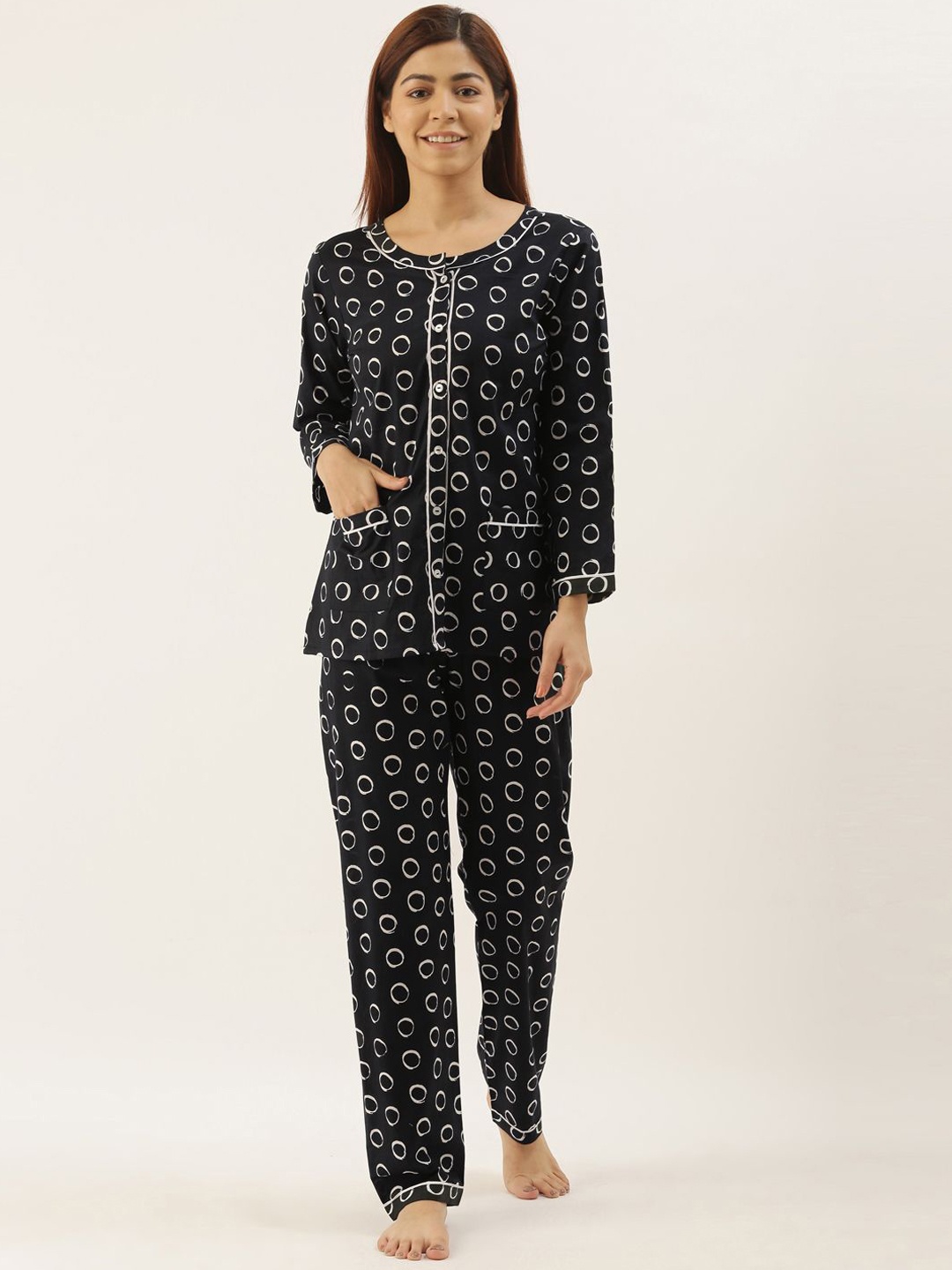 

Bannos Swagger Women Geometric Printed Night suit, Black
