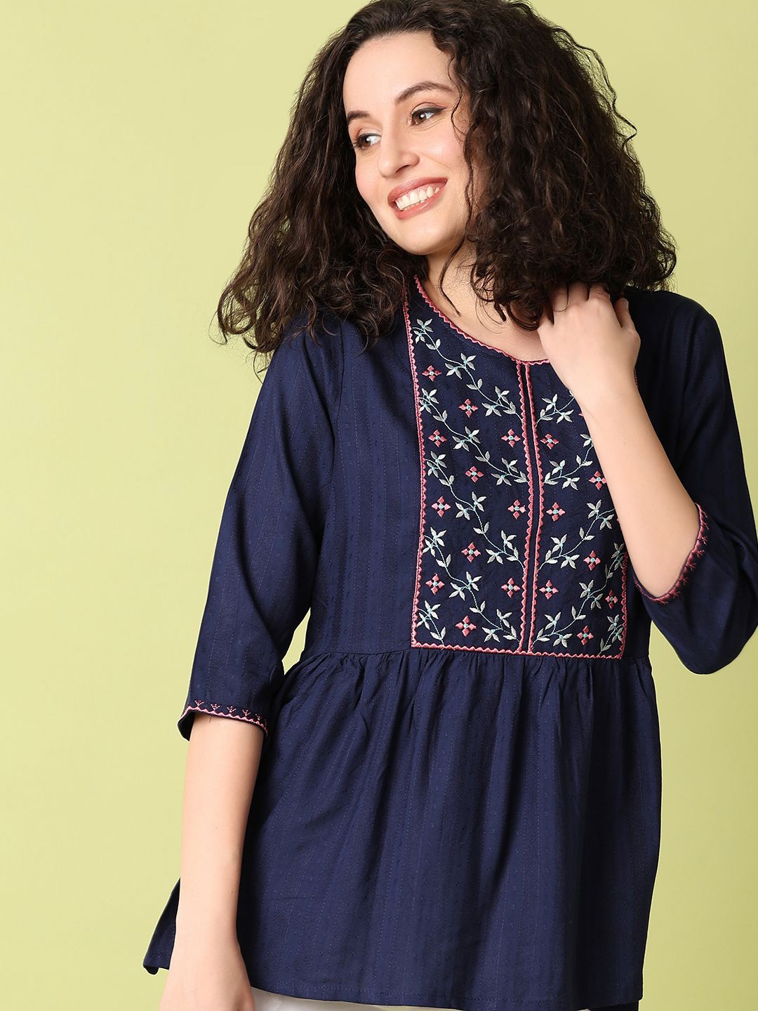 

V-Mart Floral Embroidered Pure Cotton Kurti, Navy blue