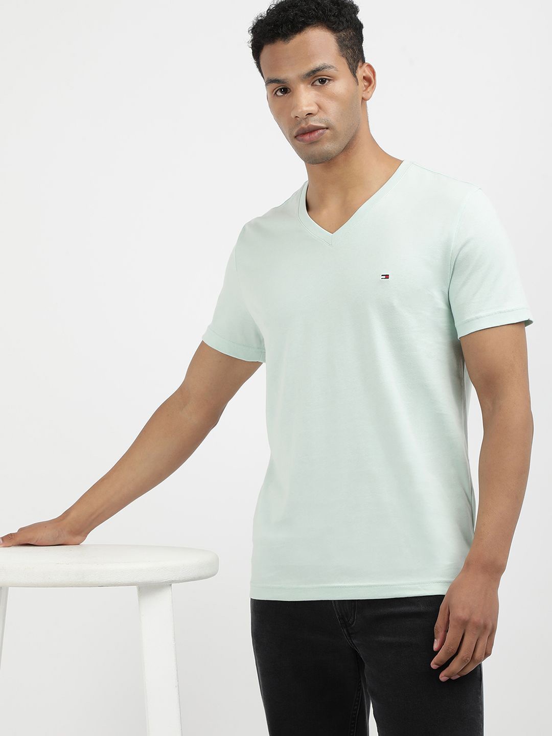 

Tommy Hilfiger Men Solid V-Neck Cotton Slim Fit Tshirt, Blue