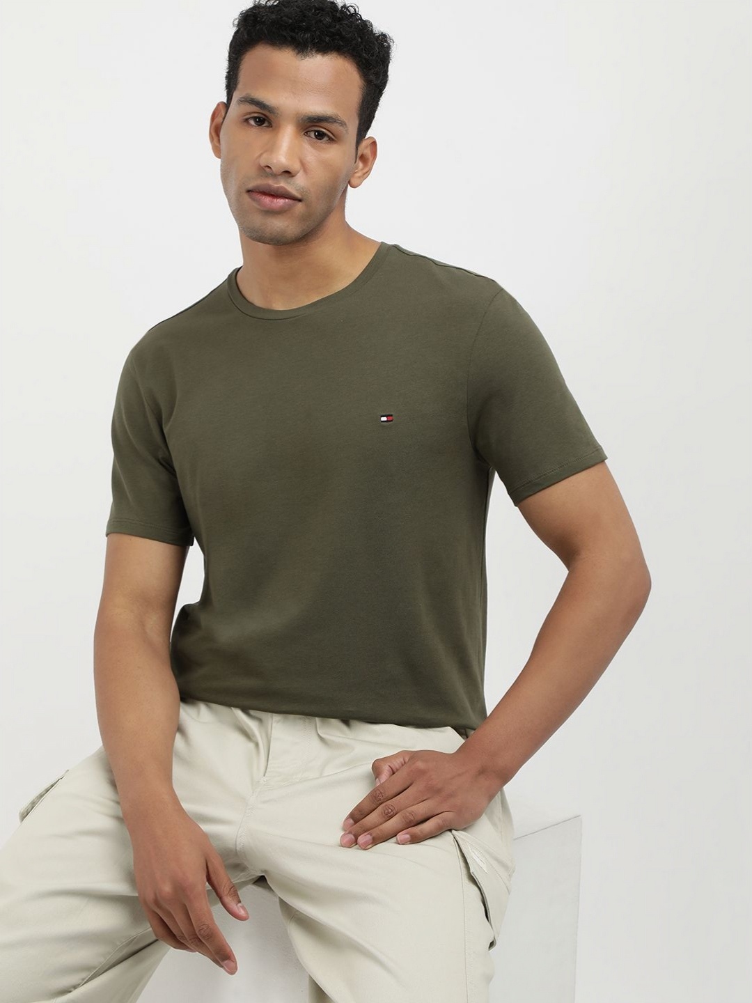 

Tommy Hilfiger Men Solid Round Neck Cotton Slim Fit T-shirt, Green