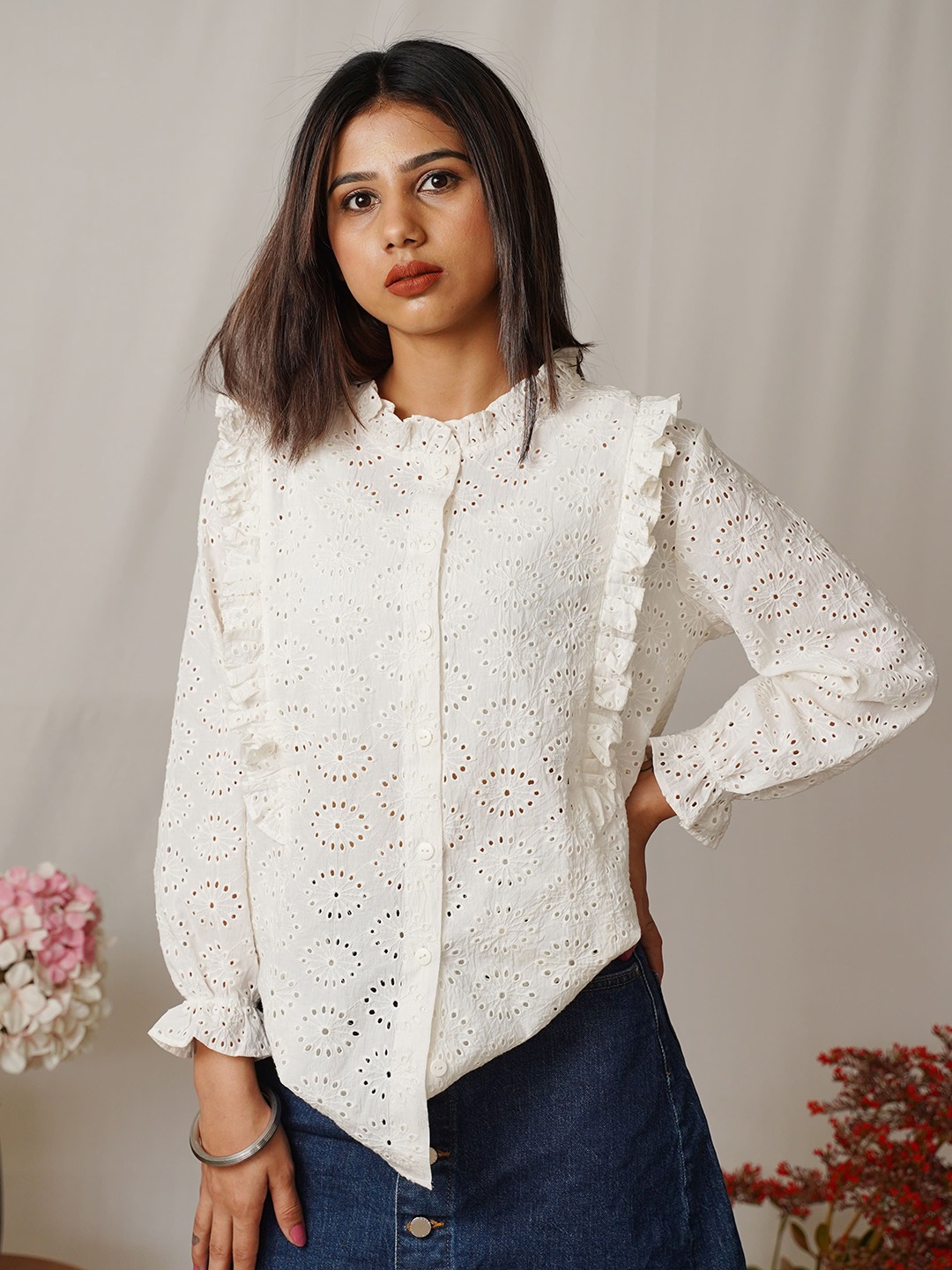 

SIDDHO HUM Women Floral Opaque Casual Shirt, White