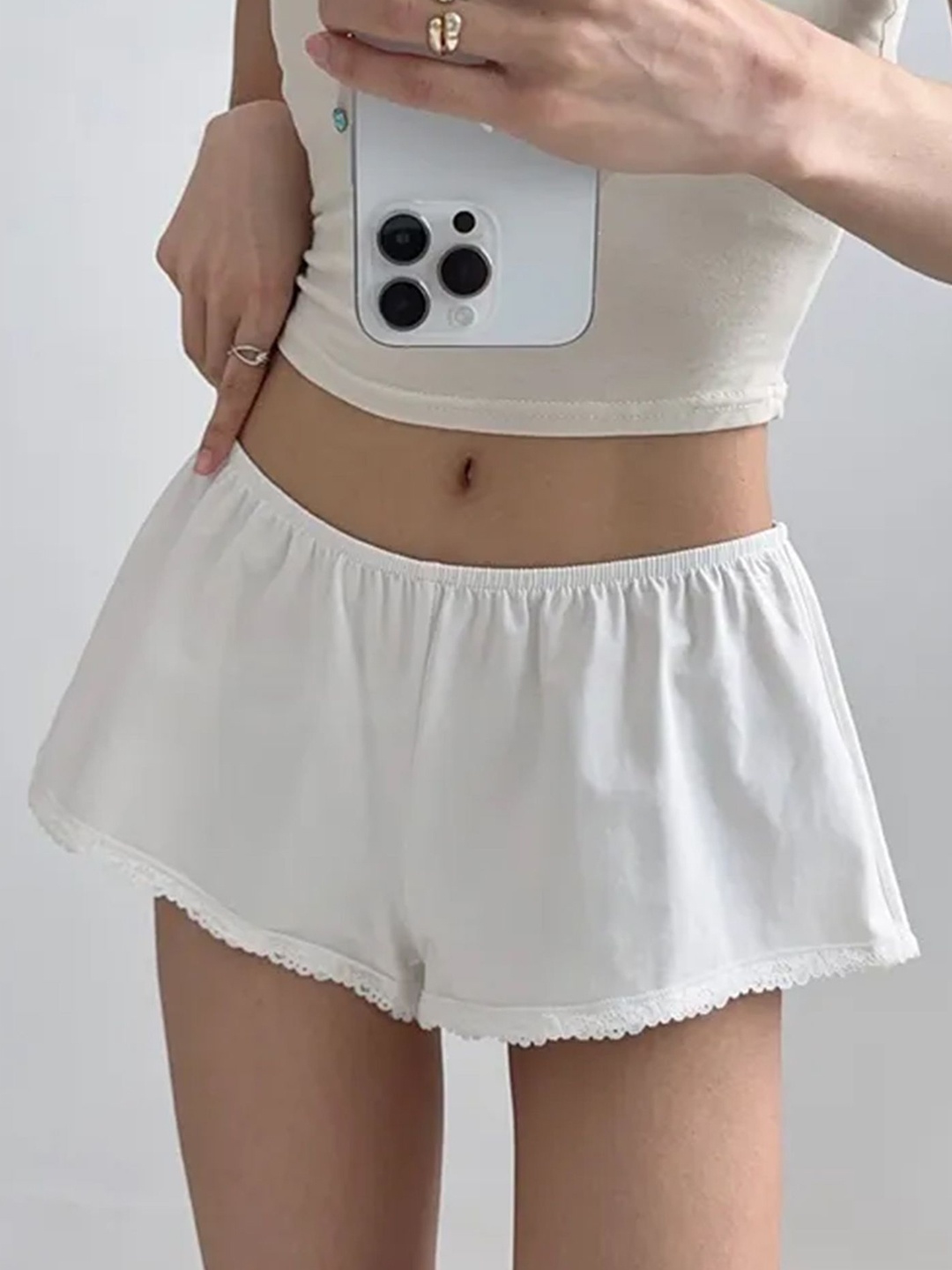 

LULU & SKY Women Lounge Shorts, White