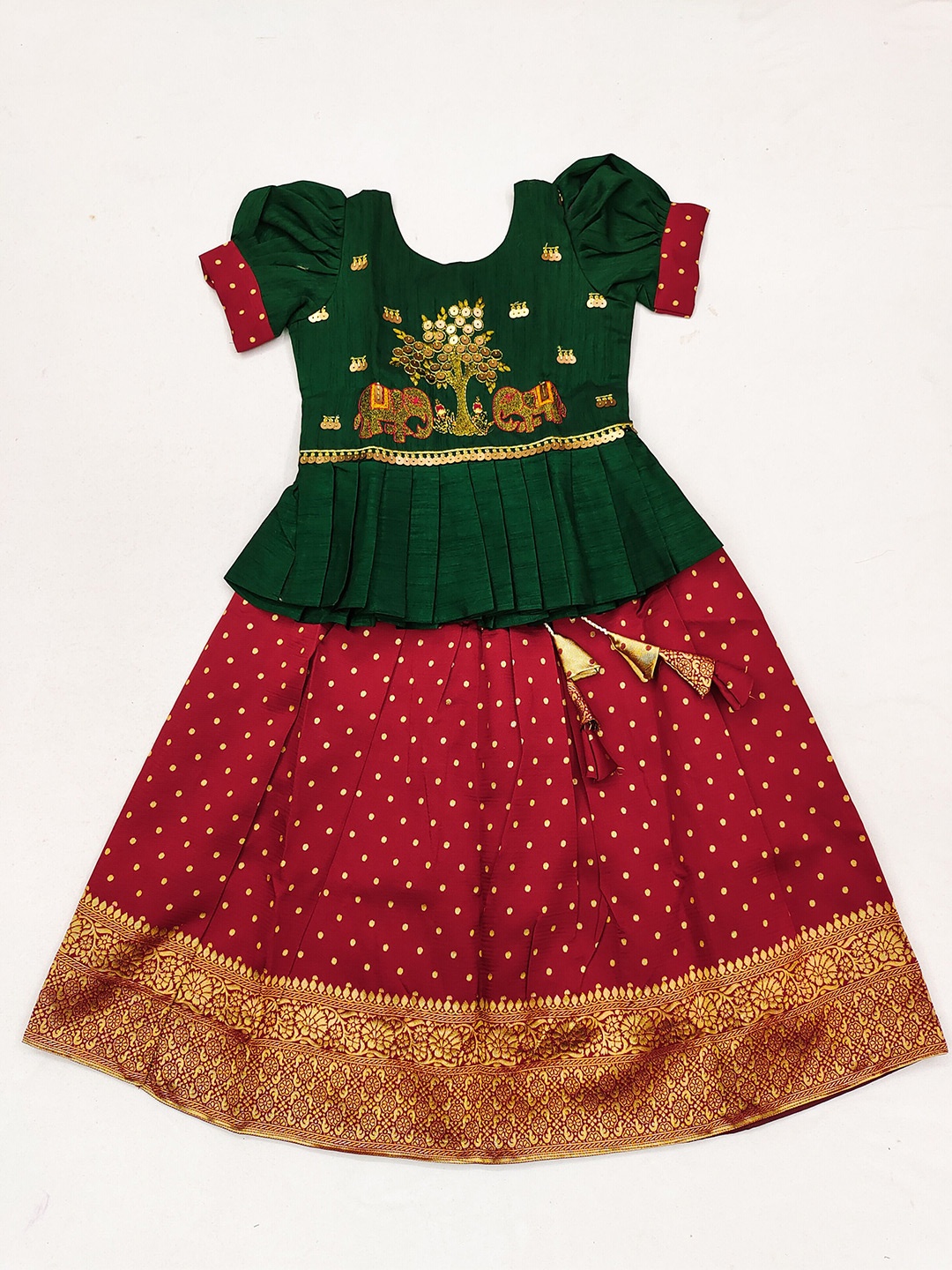 

UFB Girls Embroidered Sequinned Ready to Wear Lehenga & Choli, Green