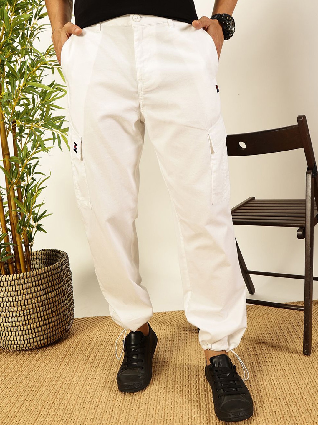 

Thomas Scott Men Smart Parachute Pure Cotton Cargo Trousers, White