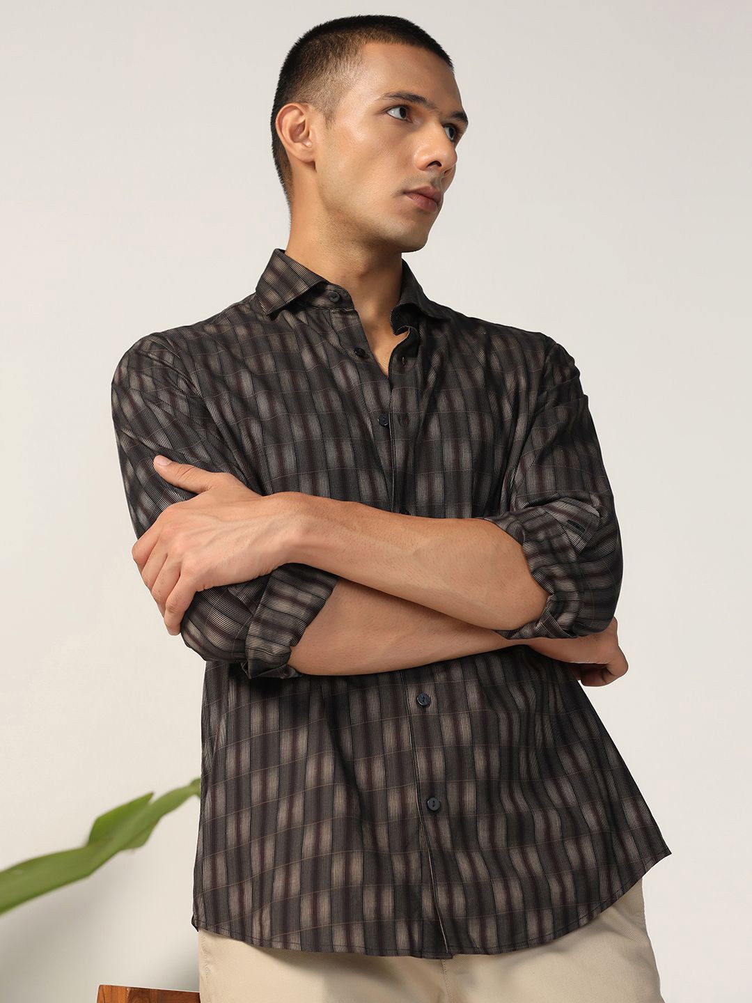 

Blackberrys Men Slim Fit Opaque Striped Casual Shirt, Gold
