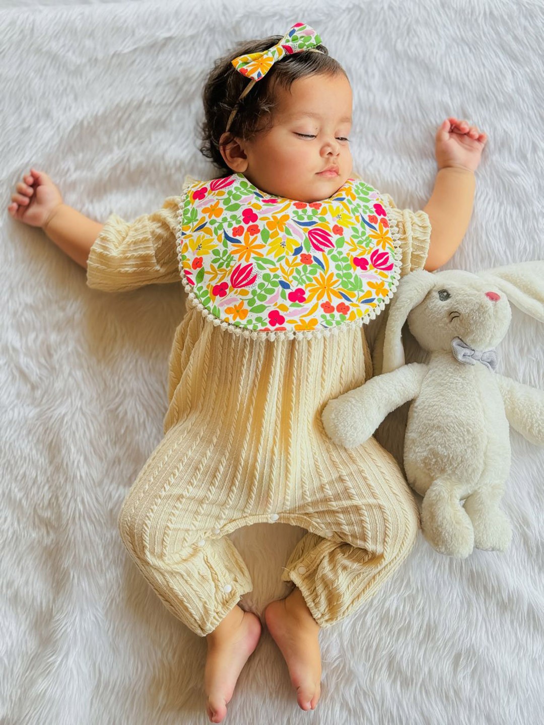 

Choko Girls Floral Bib & Headband Set, Yellow