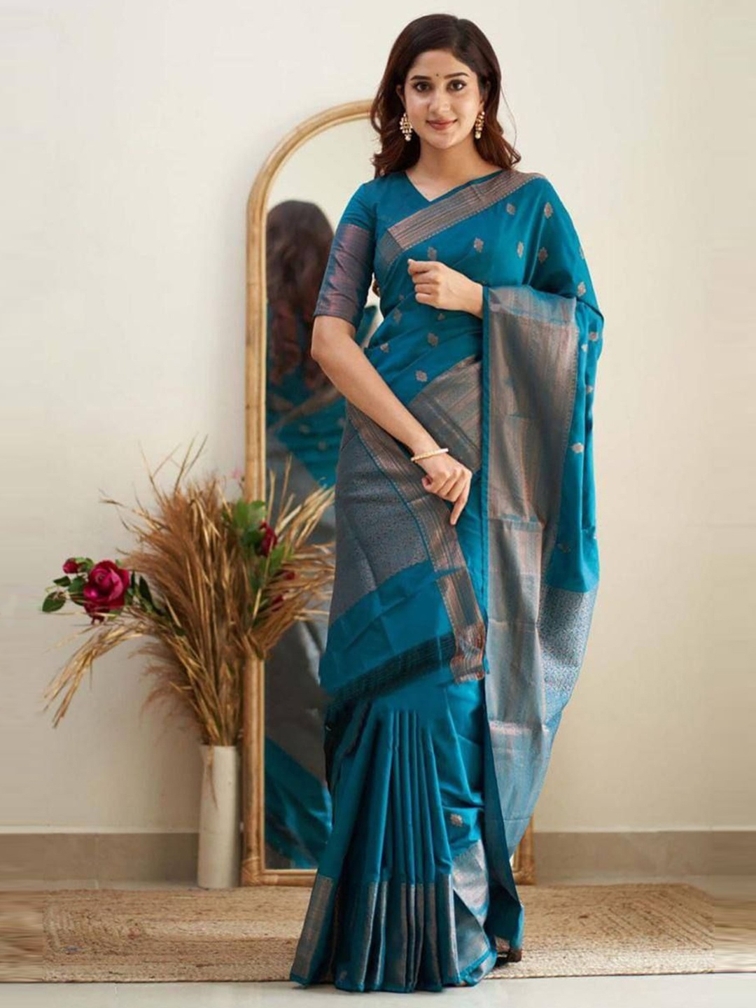 

SANJANA Kanjeevaram Saree, Turquoise blue