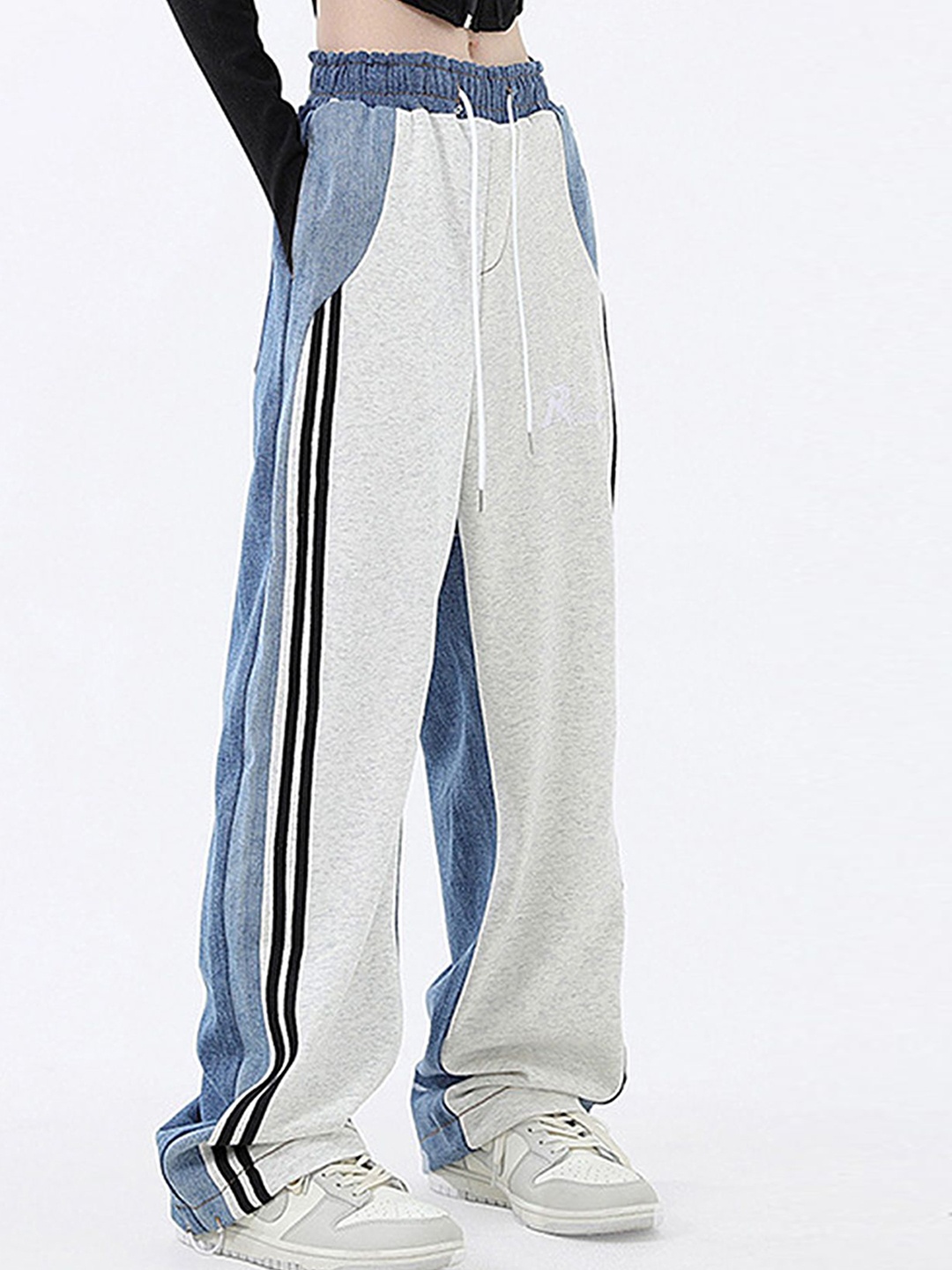 

LULU & SKY Women Striped Loose Fit Trousers, Multi
