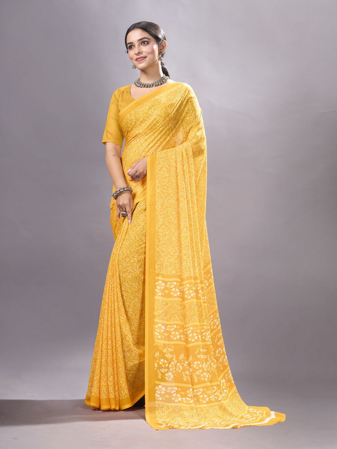 

VIRICA Floral Printed Soft Saree With Blouse Piece, Yellow