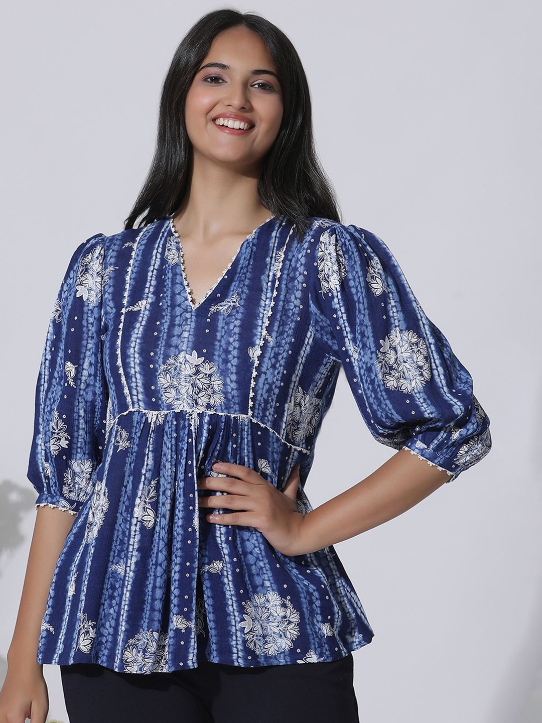 

W Print Puff Sleeve Empire Top, Blue