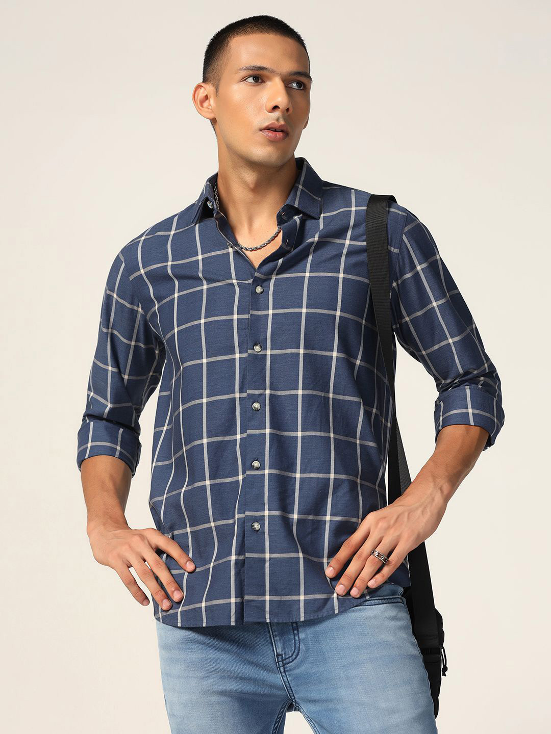 

Blackberrys Men Slim Fit Windowpane Checks Opaque Checked Casual Shirt, Blue