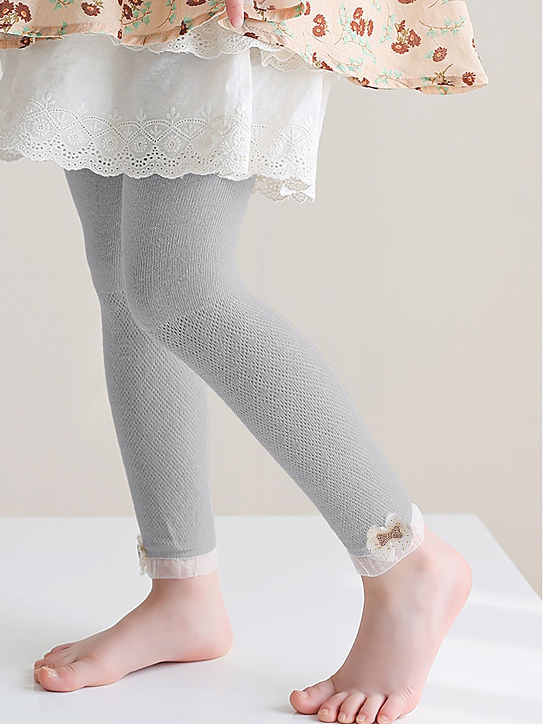 

SYGA Girls Self Design Cotton Ankle-Length Leggings, Grey