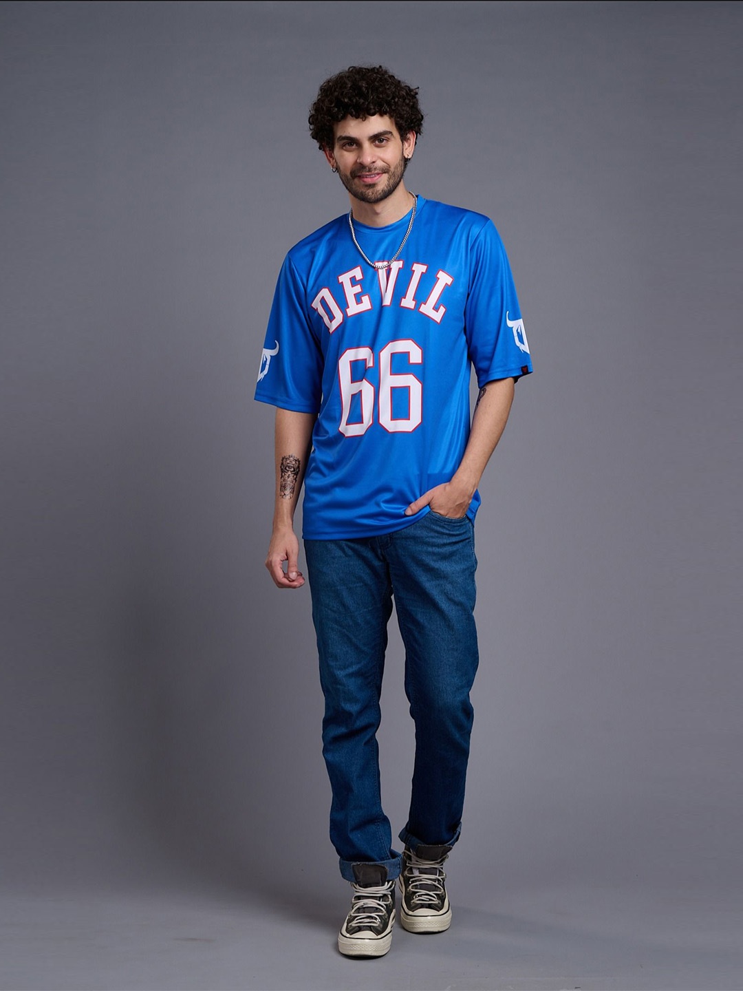 

GO DEVIL Men Typography Printed Polo Collar Applique T-shirt, Blue