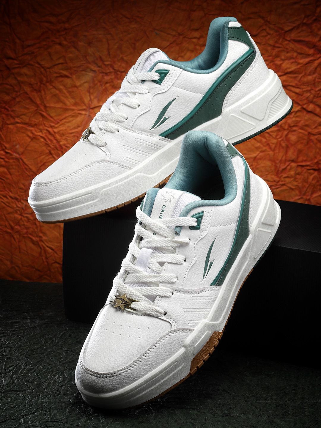 

ASIAN Men Colourblocked Round Toe Sneakers, White