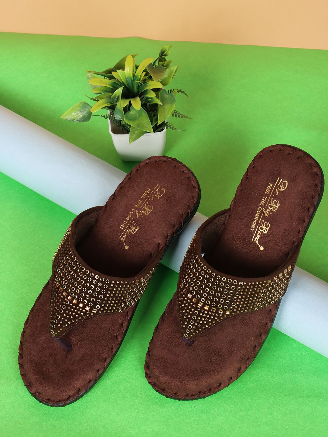 

BIG BIRD Women Embellished Velvet T-Straps Flats, Brown