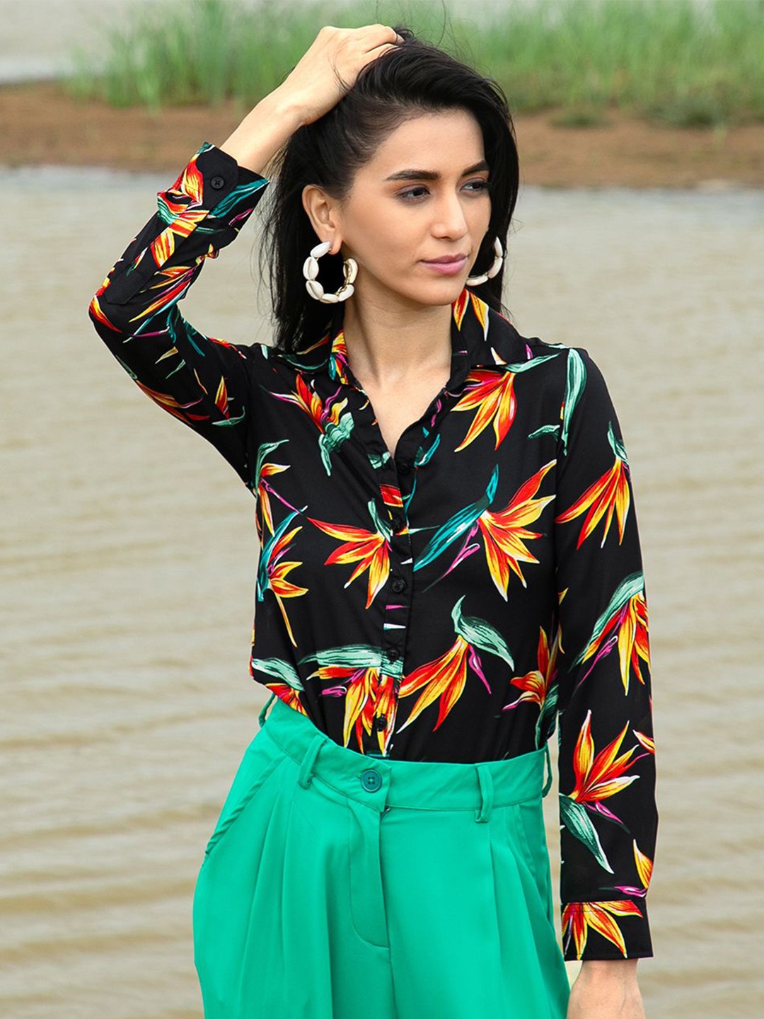 

PINACOLADA Women Relaxed Floral Opaque Printed Casual Shirt, Black