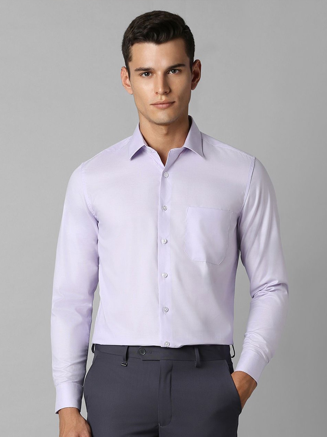 

Louis Philippe Men Slim Fit Opaque Formal Shirt, Purple