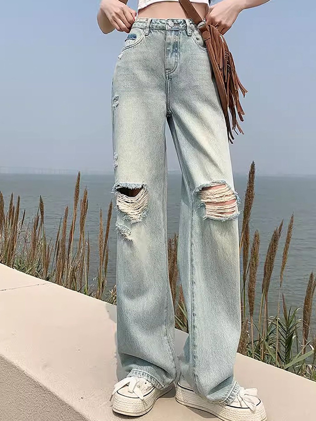 

LULU & SKY Women Wide Leg High-Rise Highly Distressed Heavy Fade Jeans, Blue