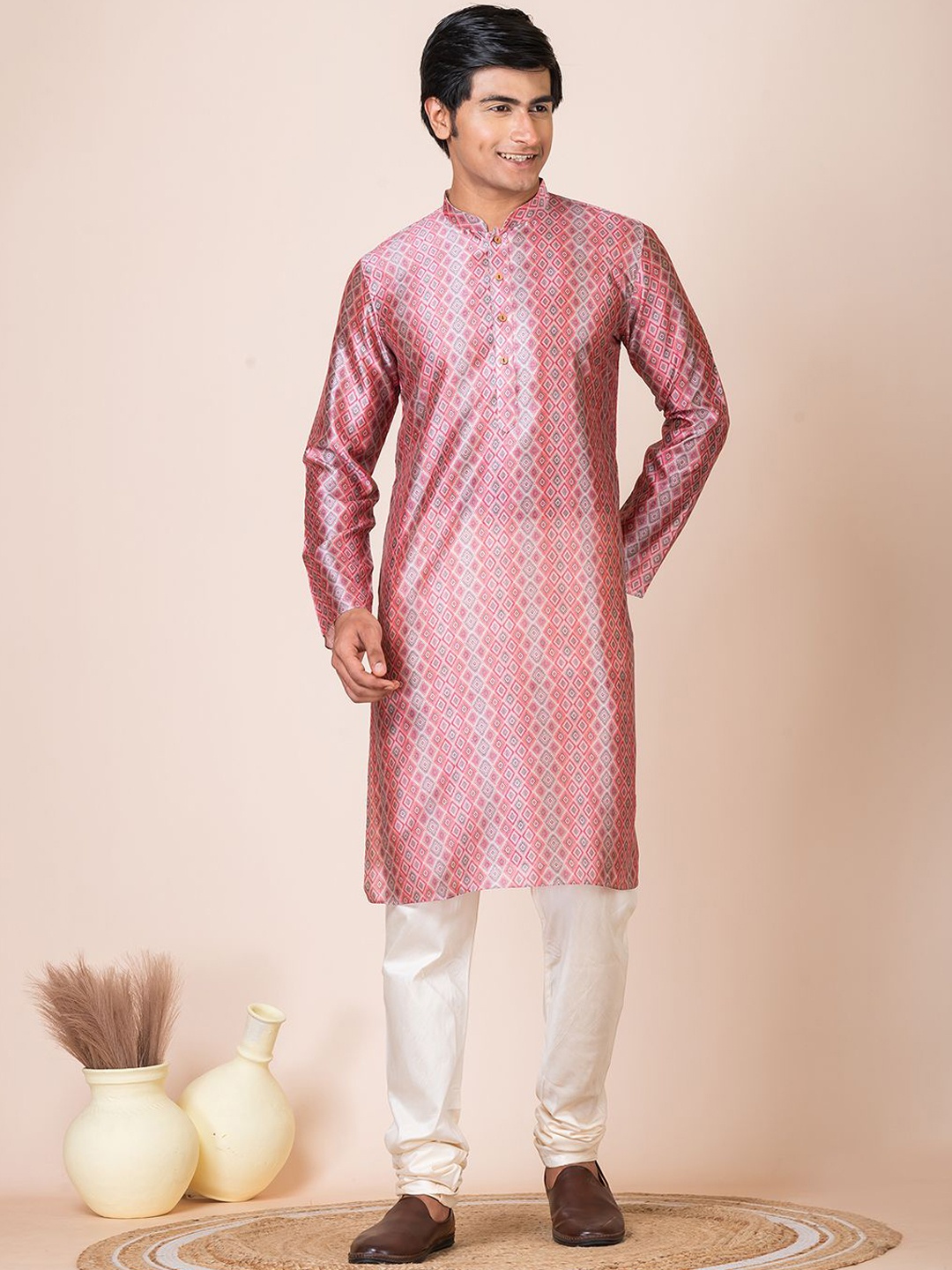 

HU - Handcrafted Uniquely Geometric Printed Straight Kurta with Churidar, Red