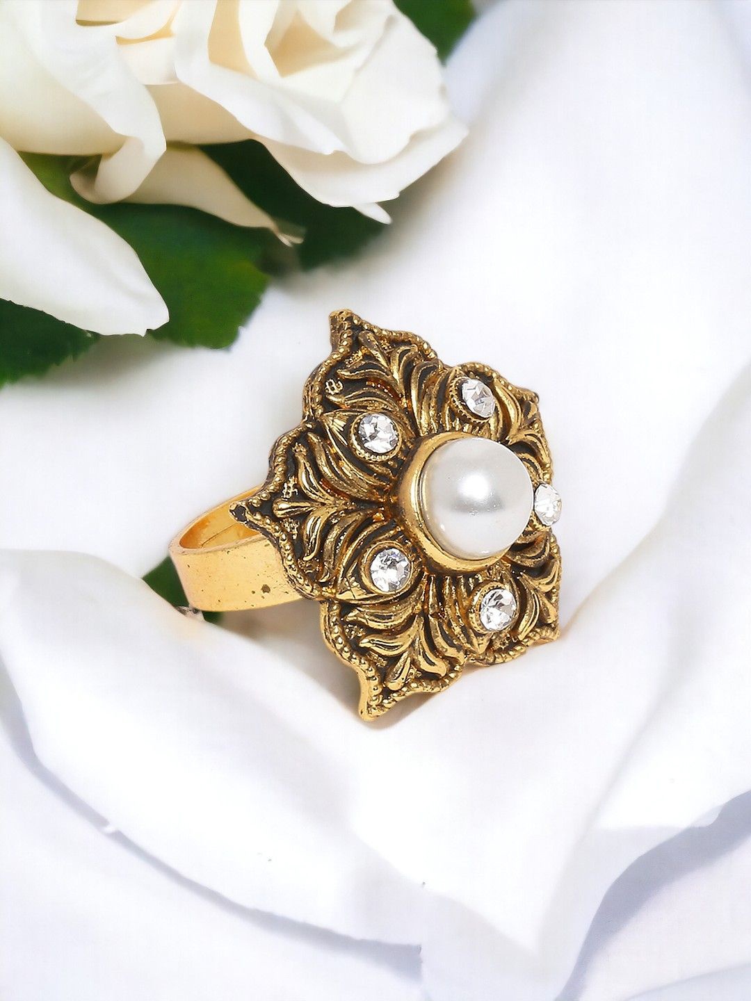 

Anouk Stones & Pearls-Studded Antique Finger Ring, Gold