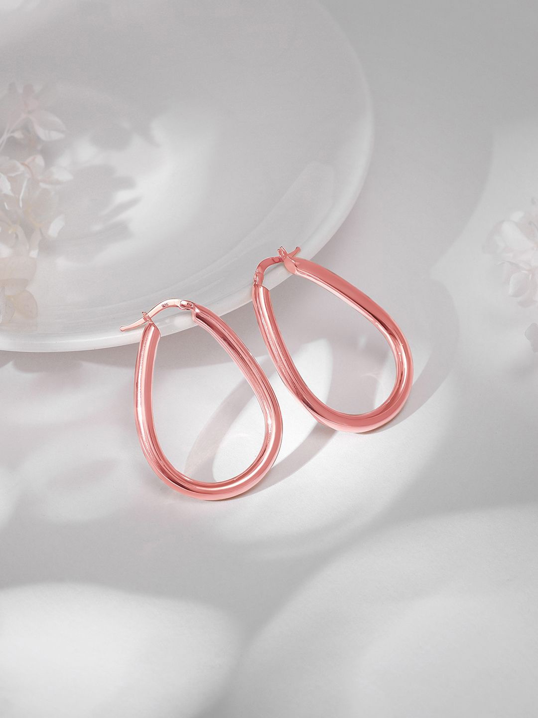 

GIVA 925 Silver Rose Gold-Plated Contemporary Hoop Earrings