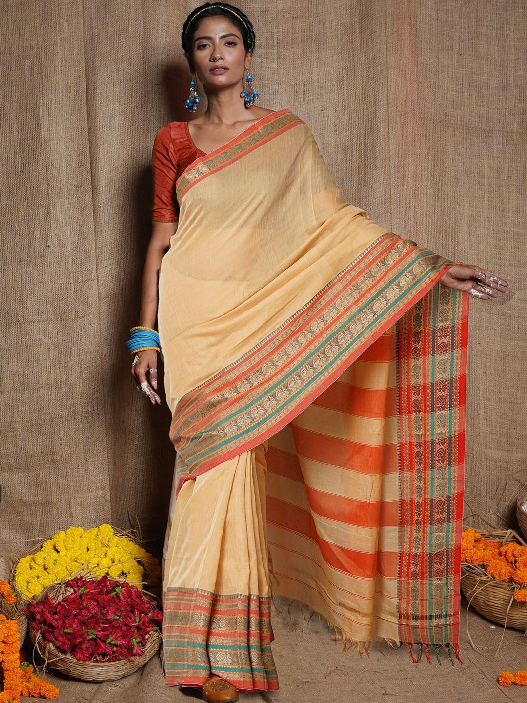 

Unnati Silks Pure Cotton Handloom Narayan Peth Saree, Cream
