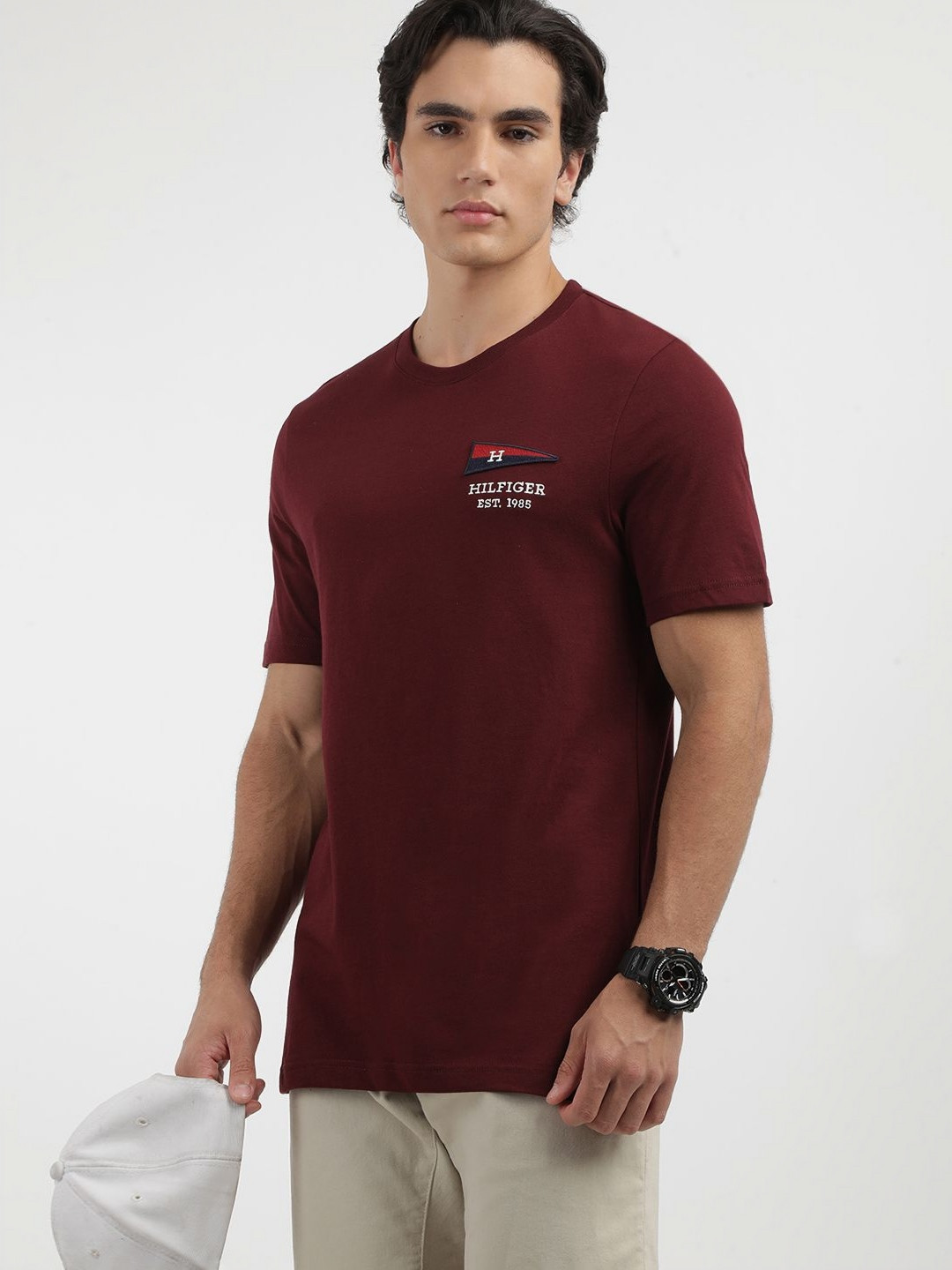 

Tommy Hilfiger Men Brand Logo Round Neck Cotton T-shirt, Red