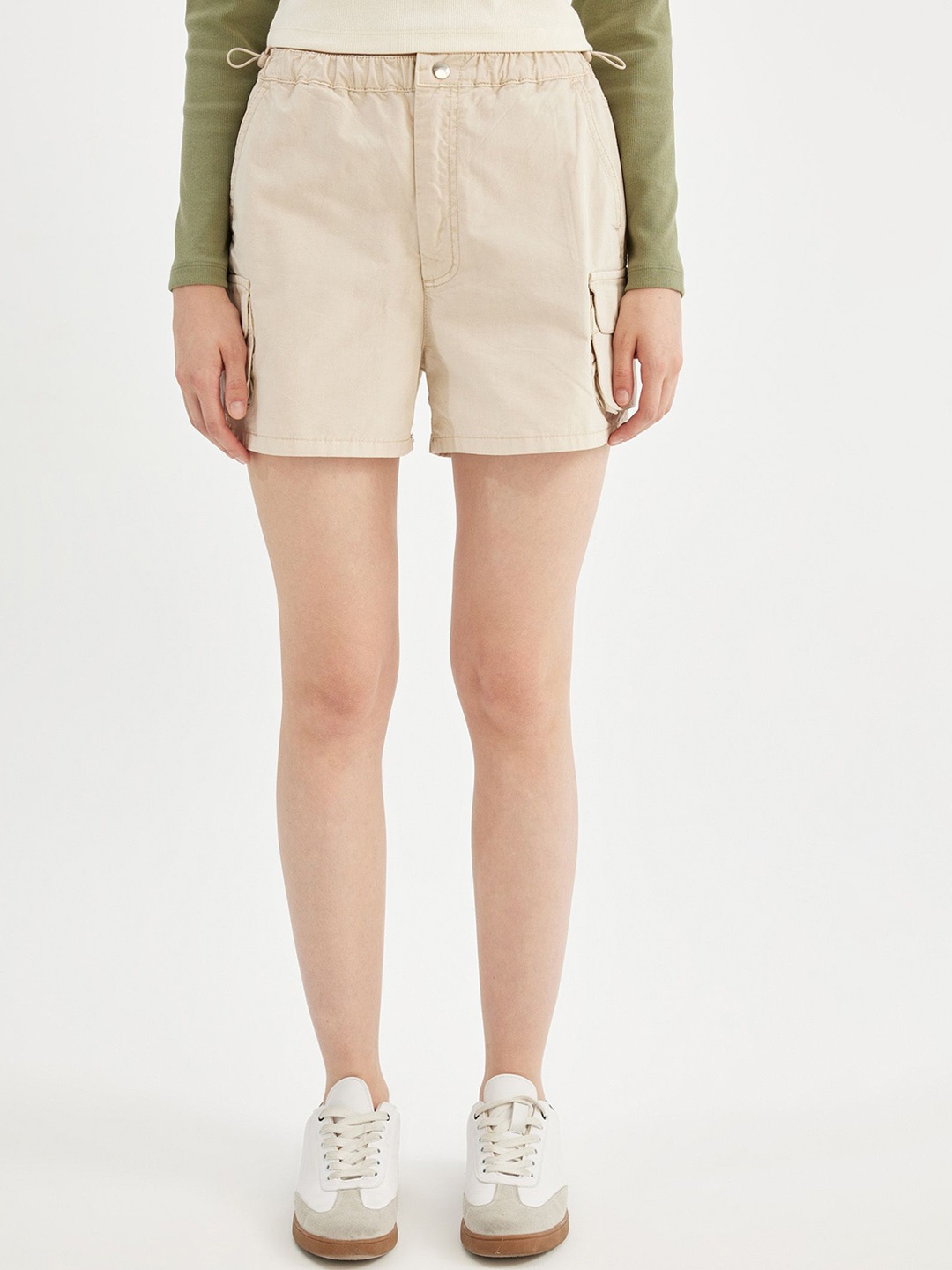

DeFacto Women Mid-Rise Regular Fit Cargo Styles, Na