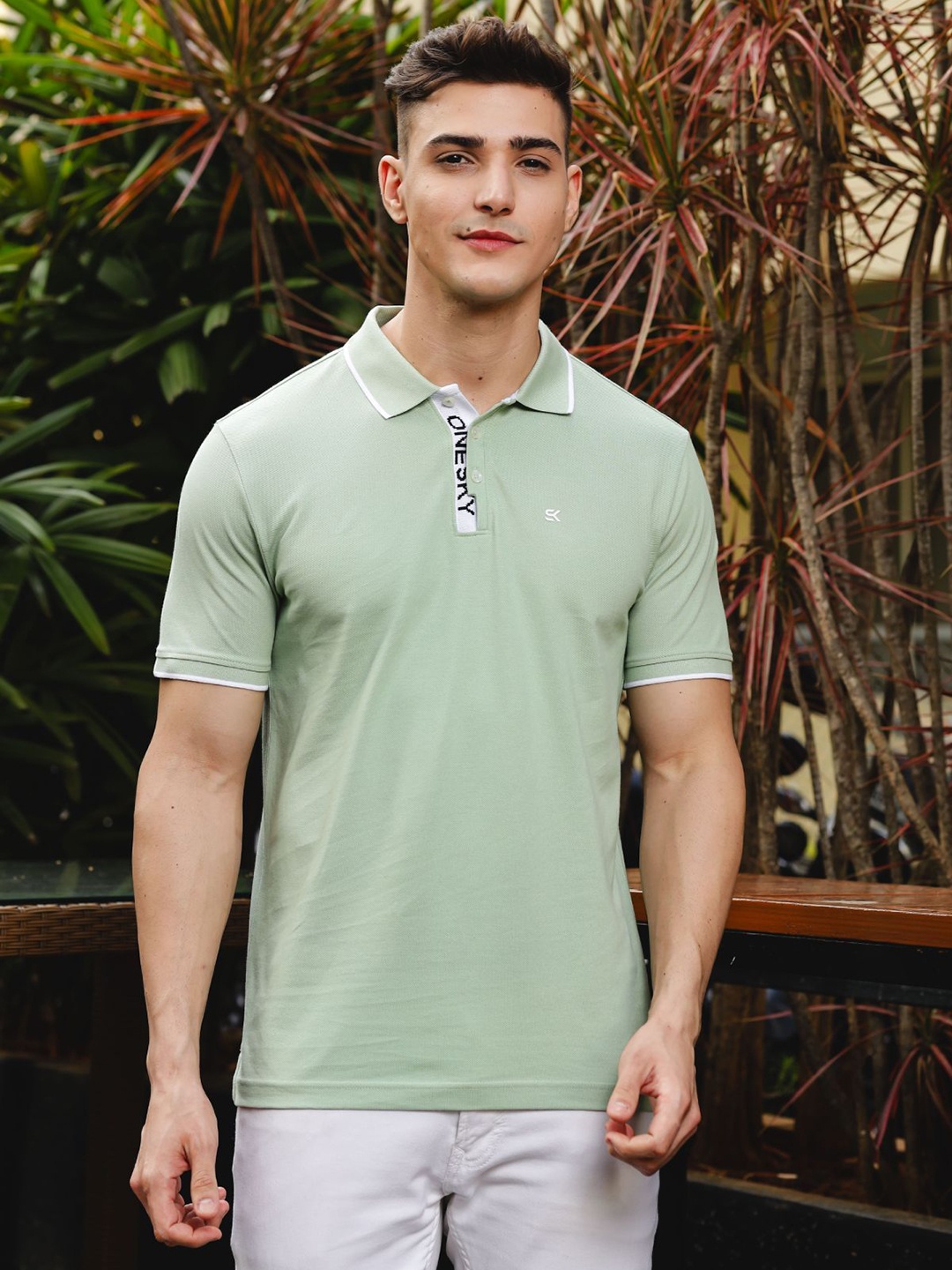 

ONE SKY Men Solid Polo Collar Cotton T-Shirt, Green