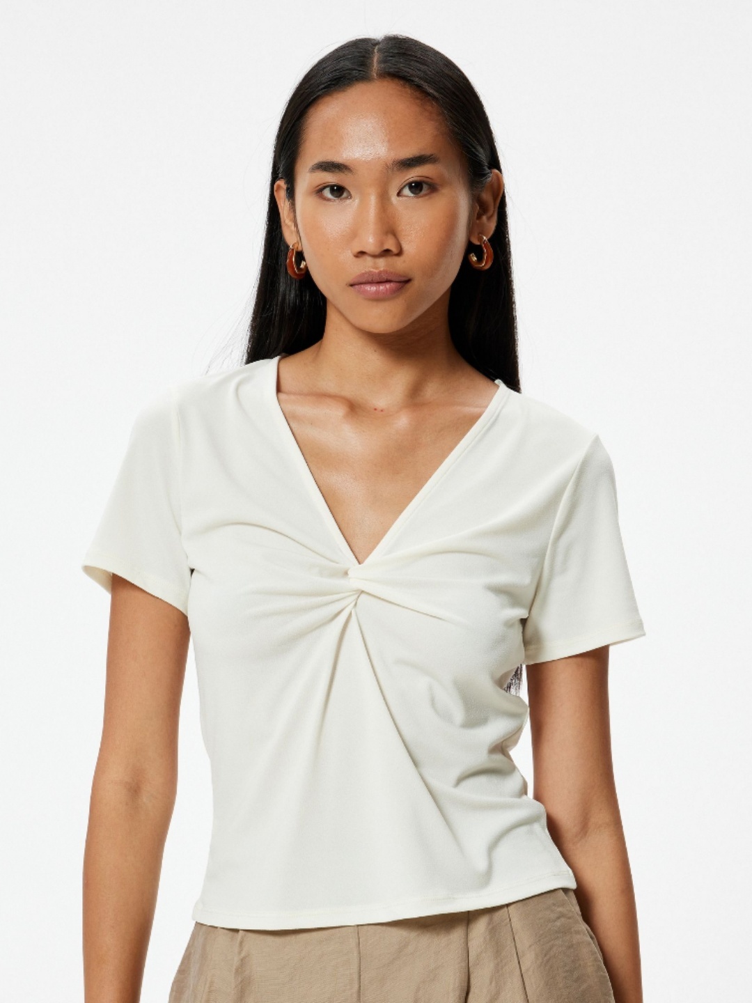

Koton Women Solid V-Neck T-Shirt, White