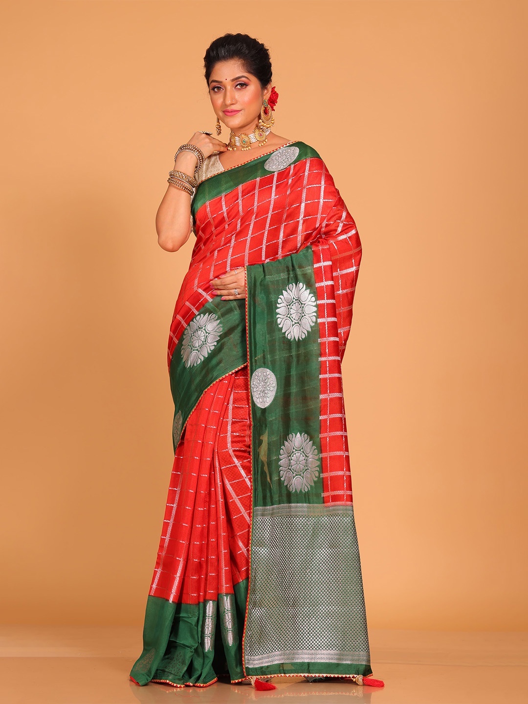 

Morchari Checked Zari Pure Silk Saree, Red