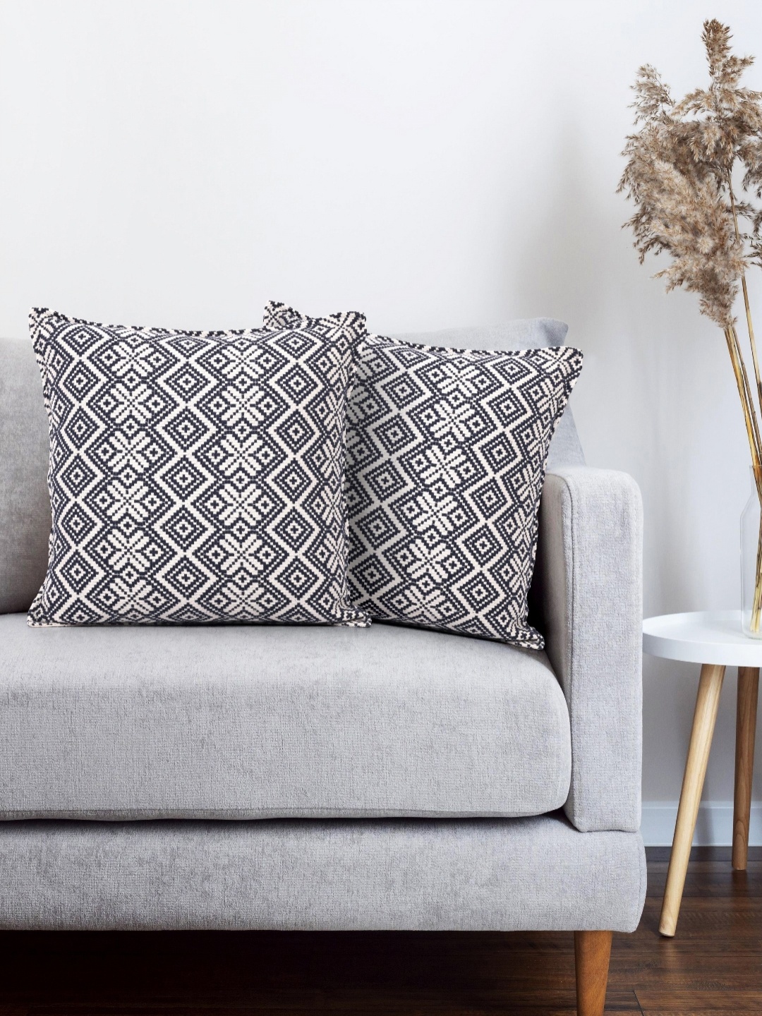 

Fashionhub White & Black 2 Pieces Geometric Cotton Square Cushion Covers