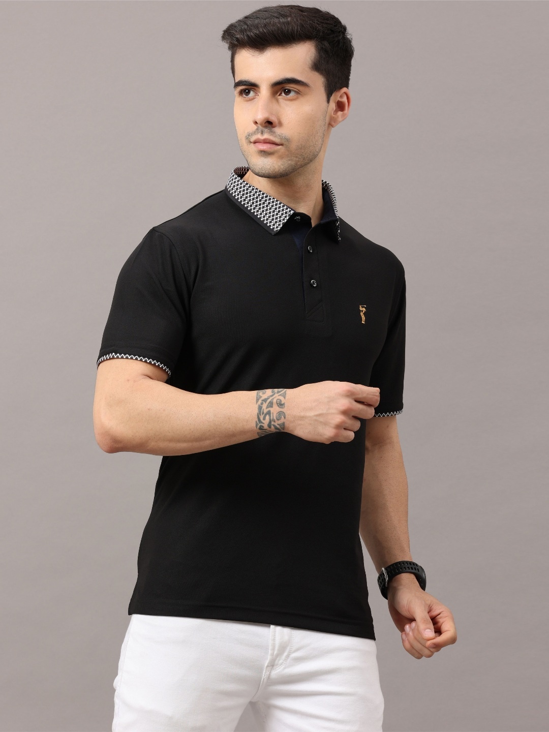 

STELLERS Men Solid Polo Collar T-Shirt, Black
