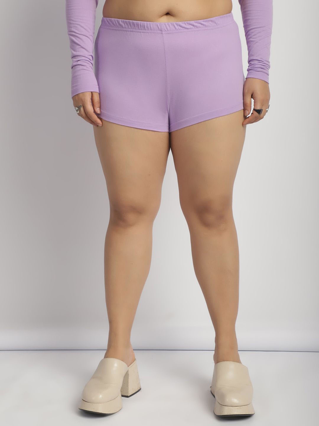 

thkgrlz Women Plus Size Mid-Rise Shorts, Lavender