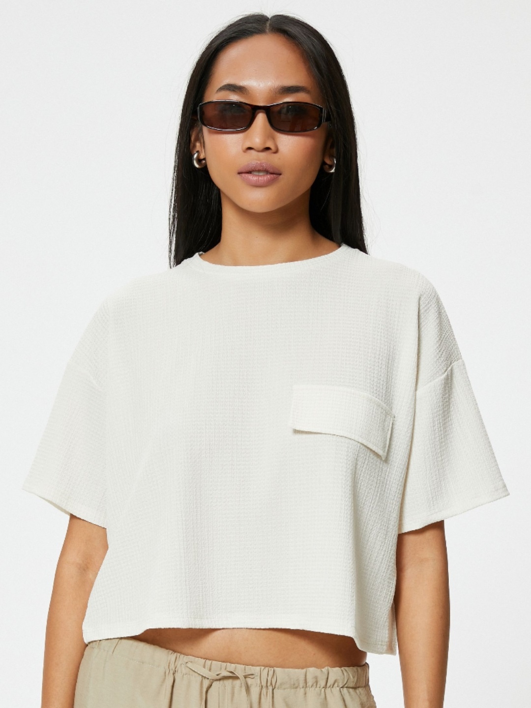 

Koton Women Solid Round Neck Oversized T-Shirt, Off white