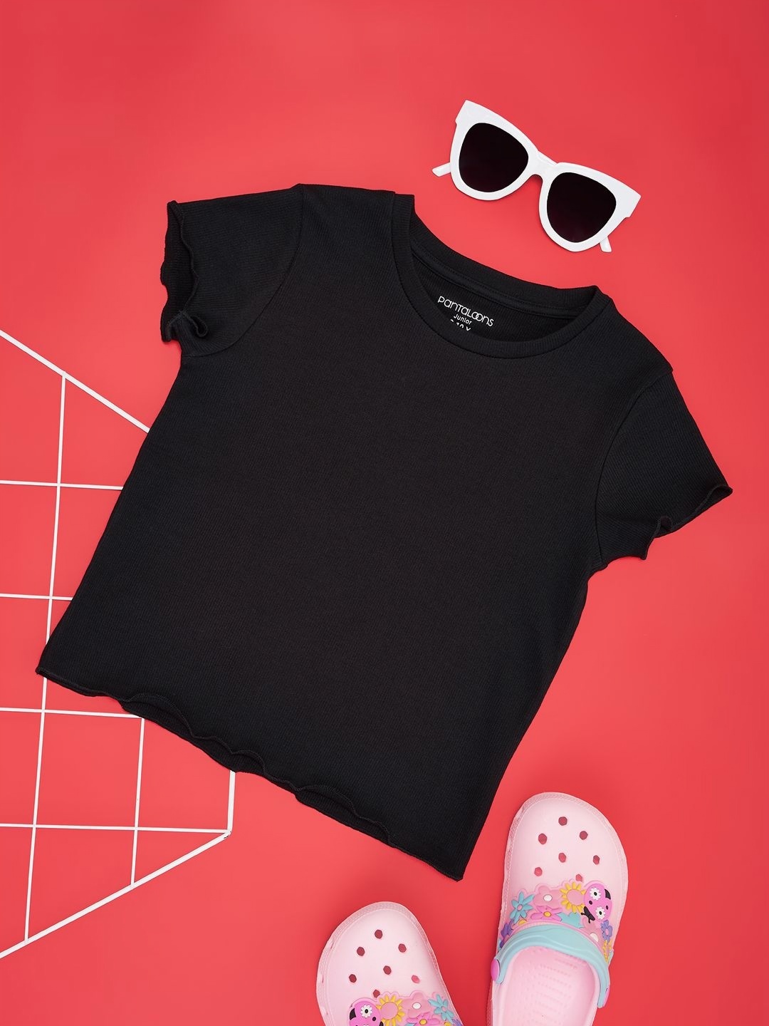 

Pantaloons Junior Girls Solid Round Neck Cotton T-Shirt, Black