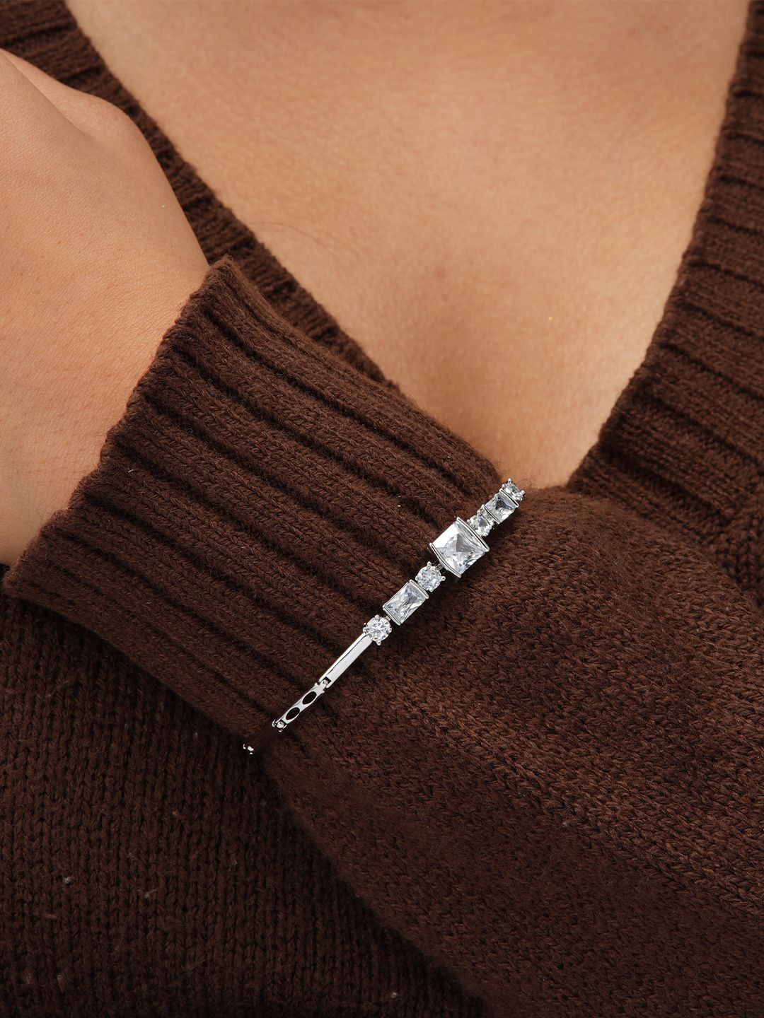 

SWASHAA Nazni Silver-Plated Cubic Zirconia Wraparound Bracelet
