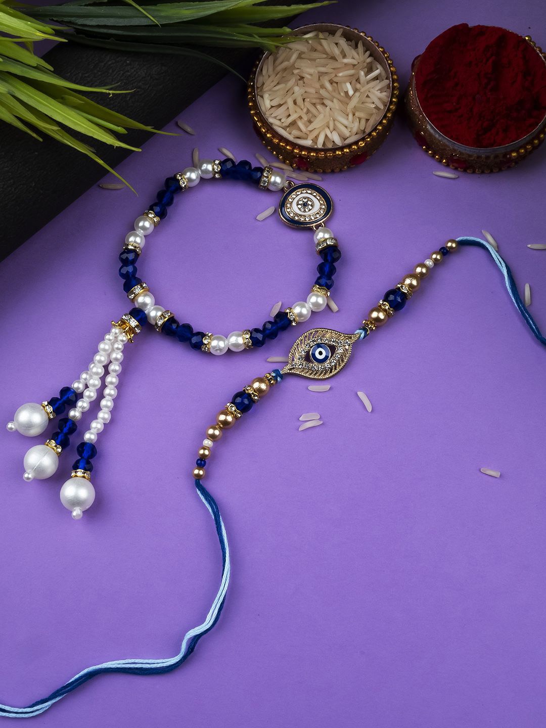 

StileAdda Thread Rakhi, White