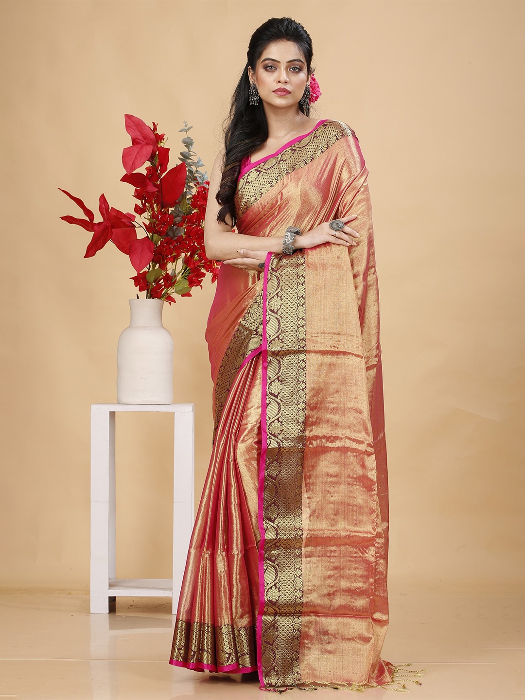 

SLAGHA Zari Tissue Taant Saree, Pink