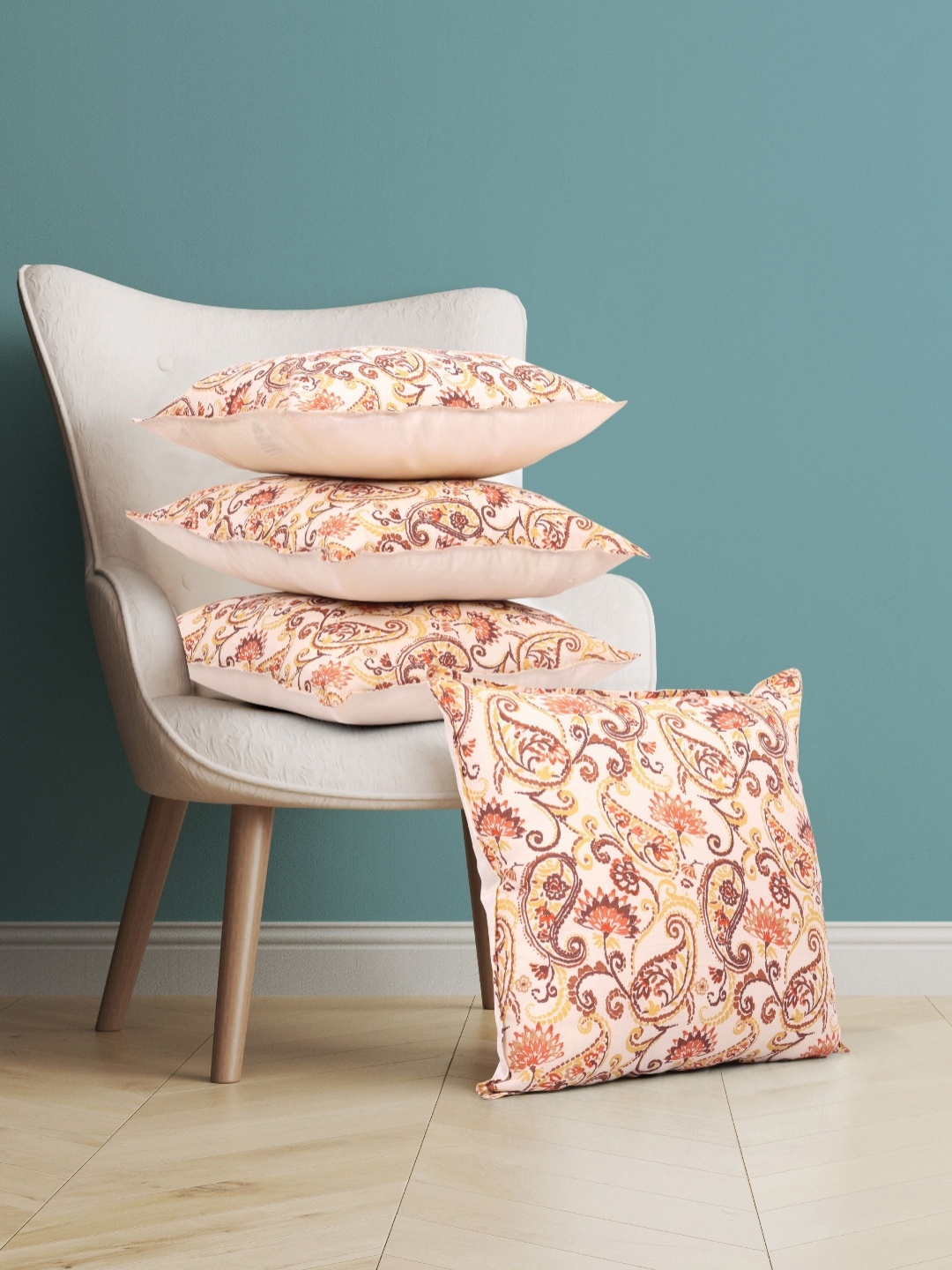 

Fashionhub White & Orange 4 Pieces Ethnic Motifs Printed Cotton Square Cushion Covers